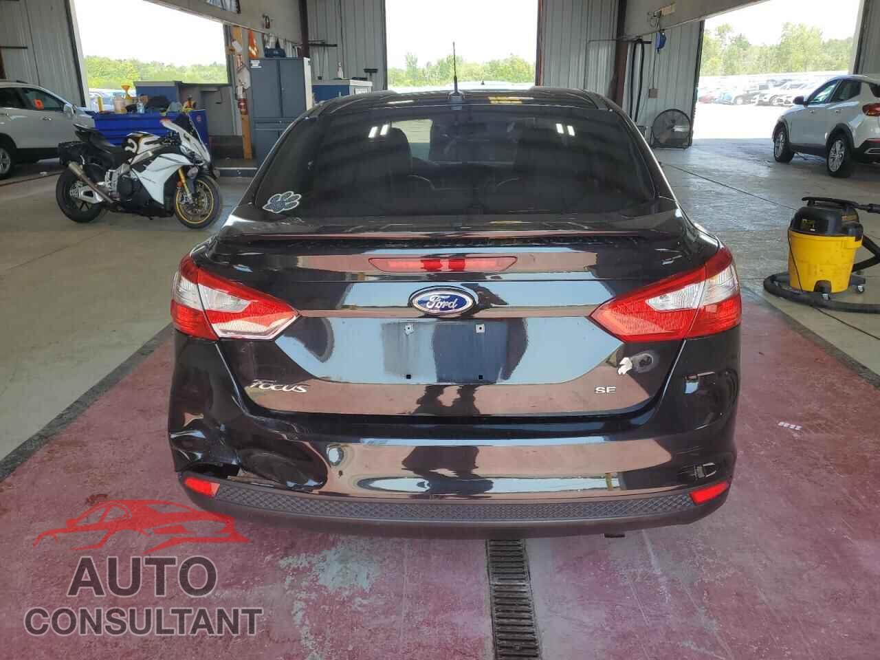 FORD FOCUS 2014 - 1FADP3F26EL222898