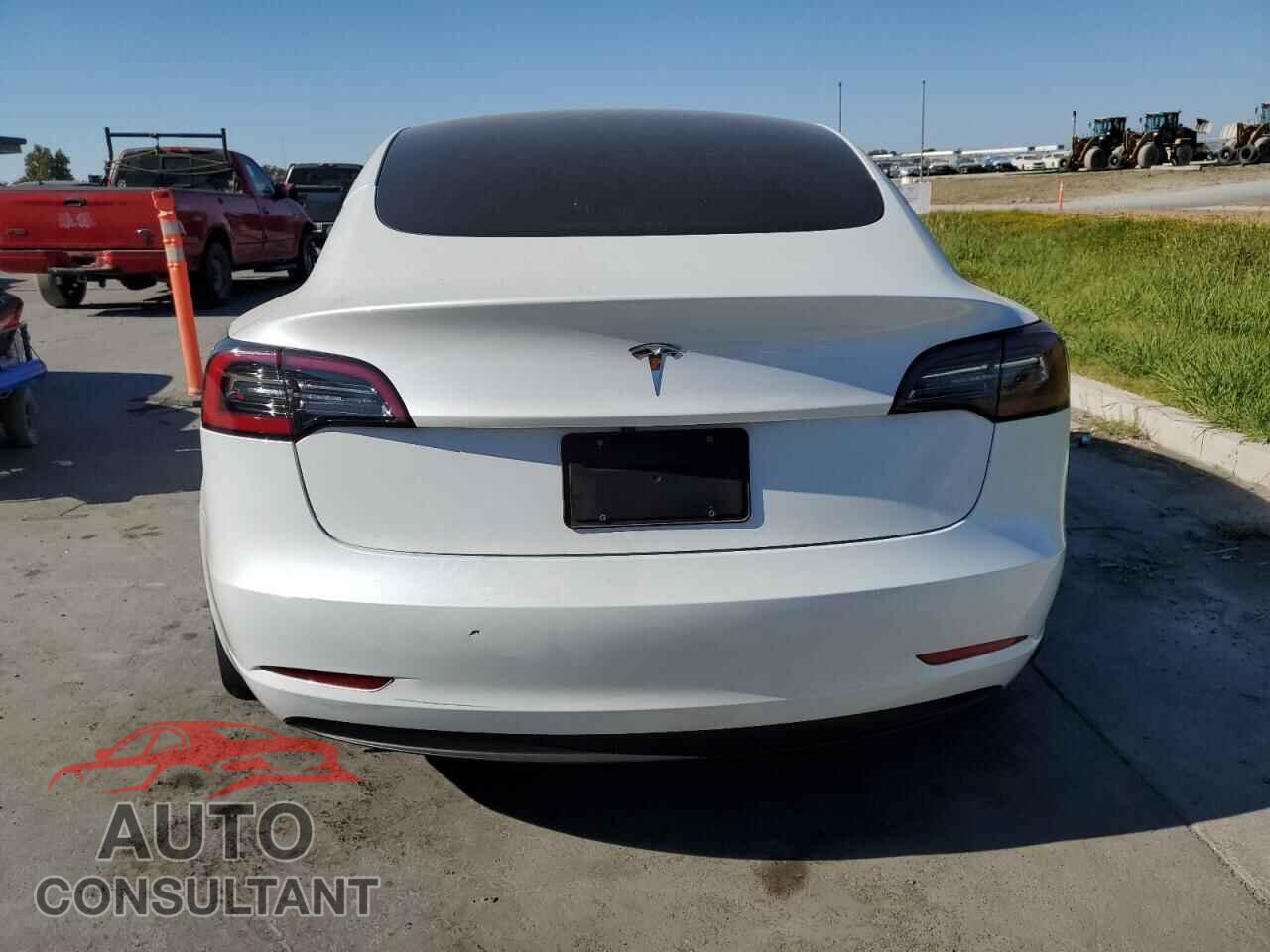 TESLA MODEL 3 2023 - 5YJ3E1EA8PF564156