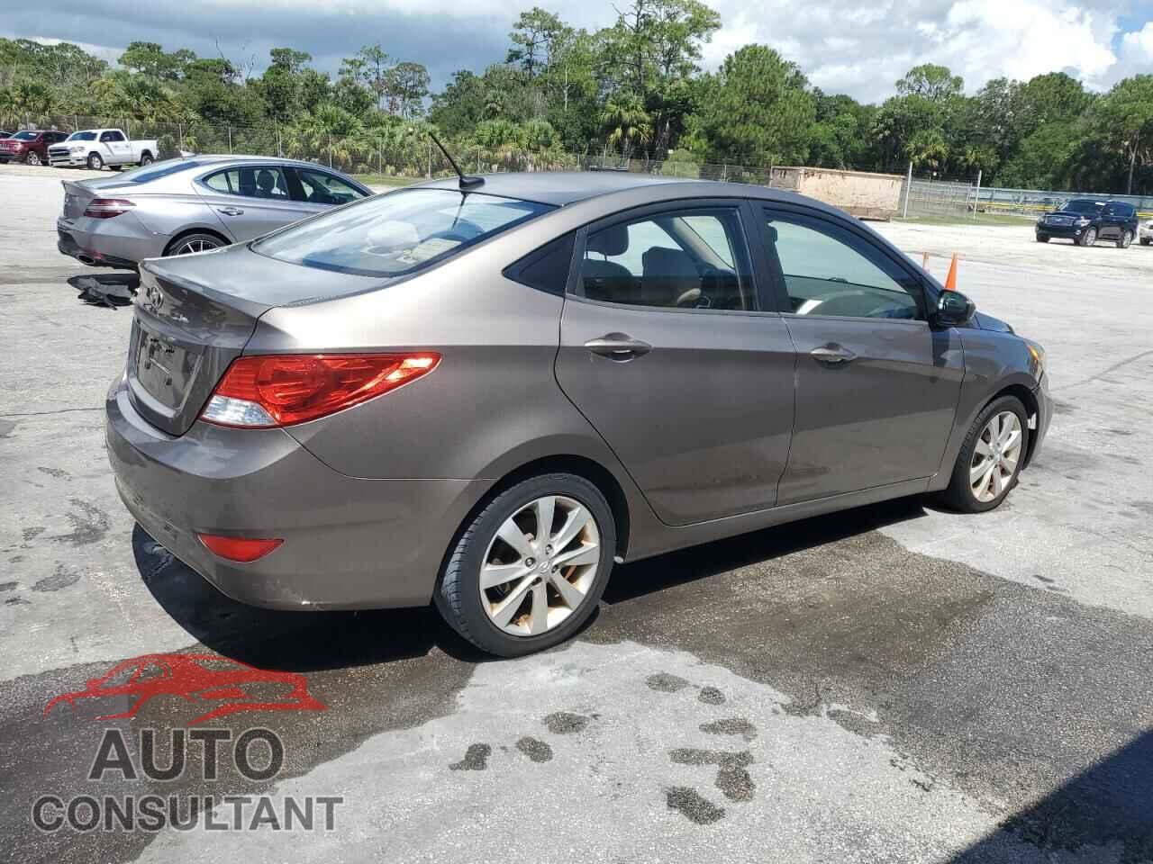 HYUNDAI ACCENT 2012 - KMHCU4AE3CU035899