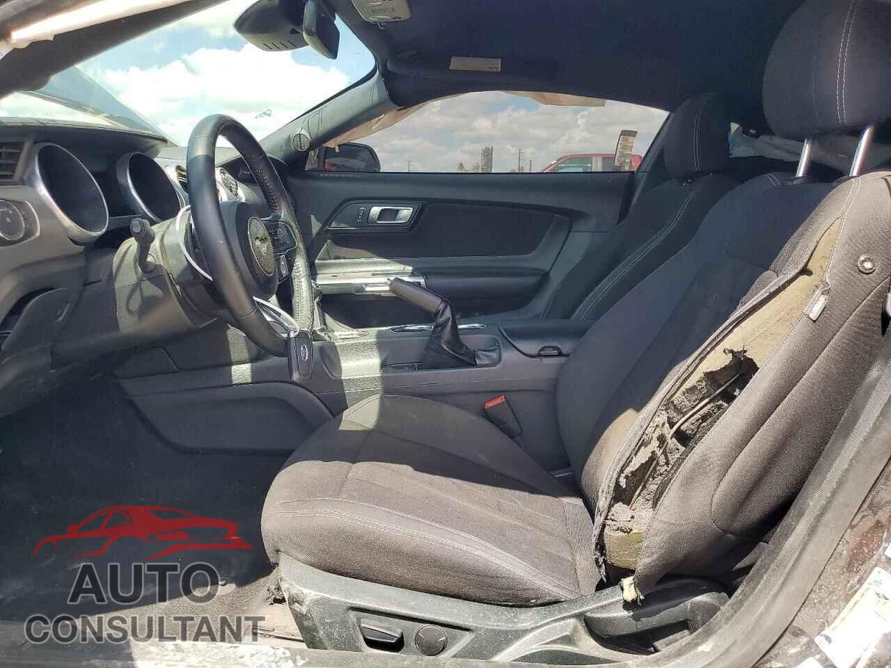 FORD MUSTANG 2023 - 1FA6P8CF1P5301416