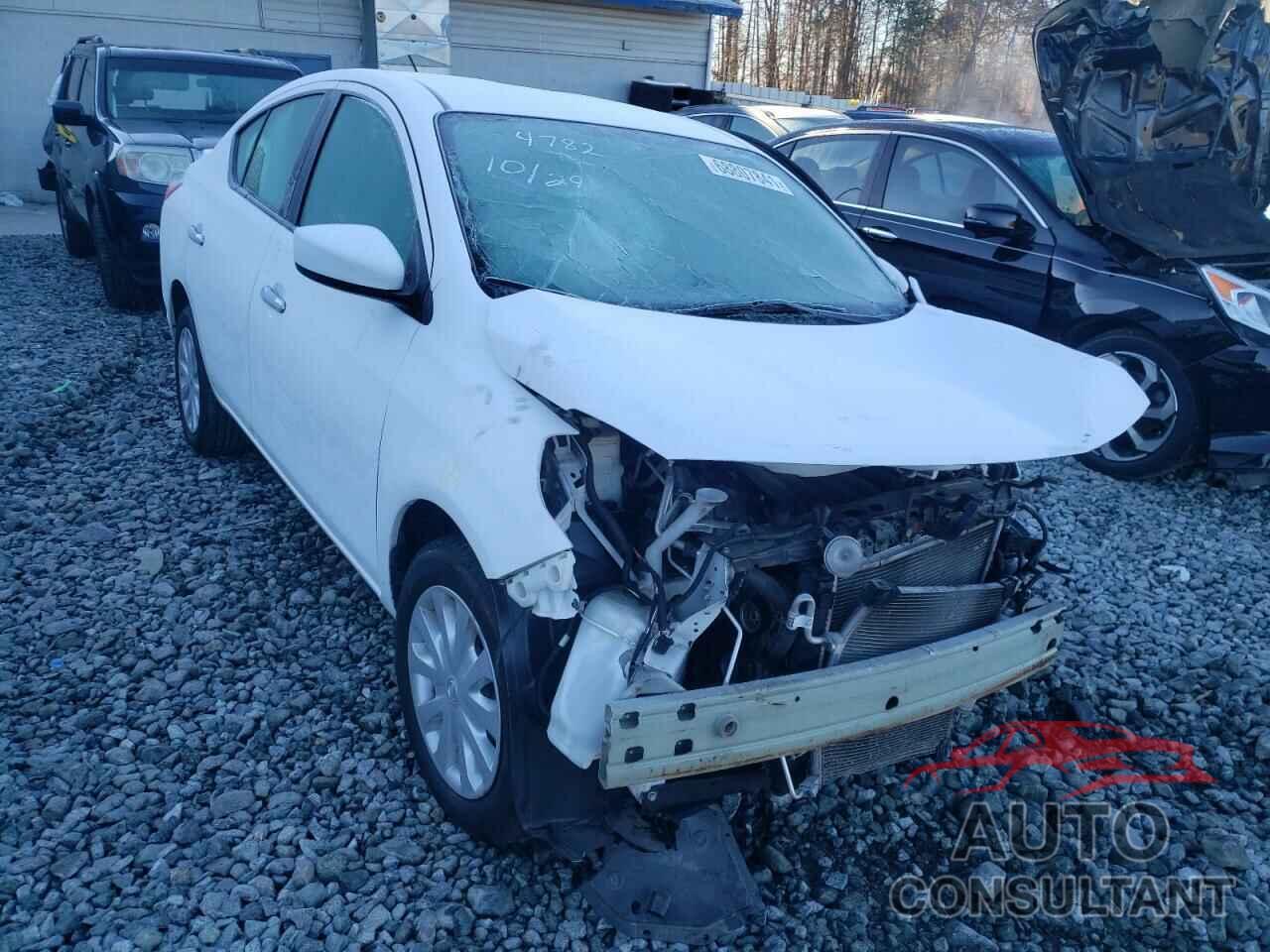 NISSAN VERSA 2017 - 3N1CN7AP9HL814782
