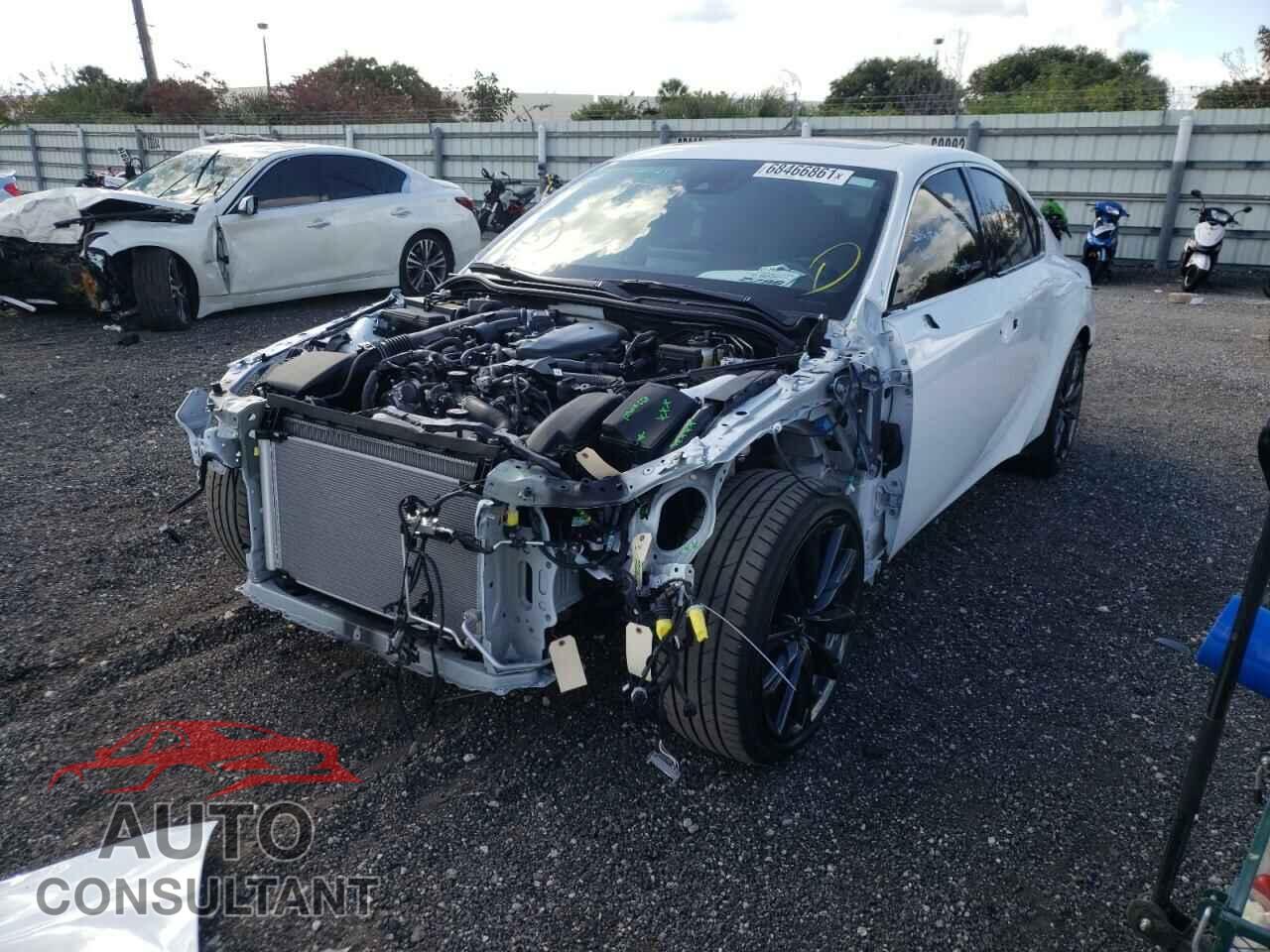 LEXUS IS 2021 - JTHGZ1B28M5047809