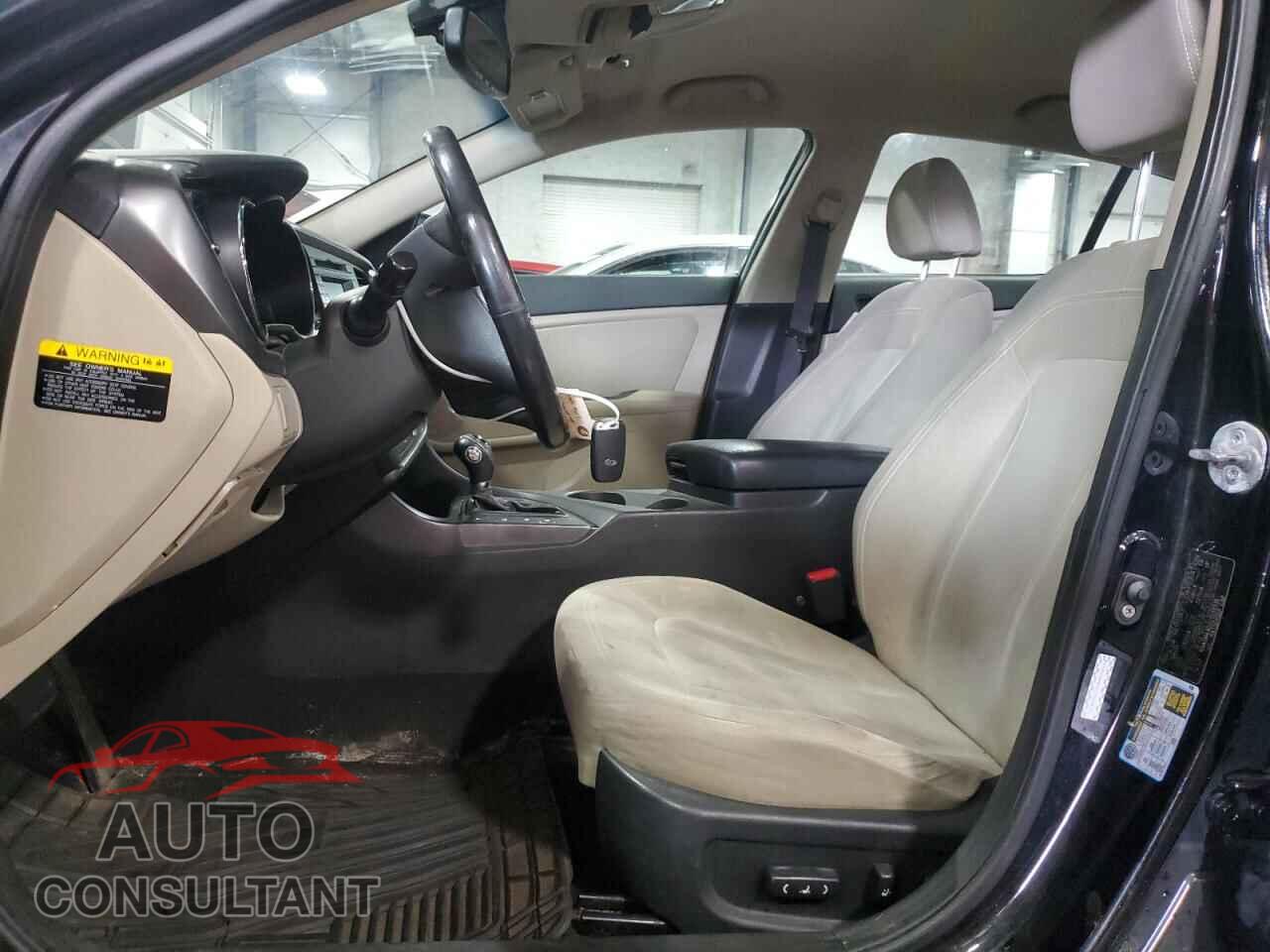 KIA OPTIMA 2012 - KNAGM4AD2C5018516