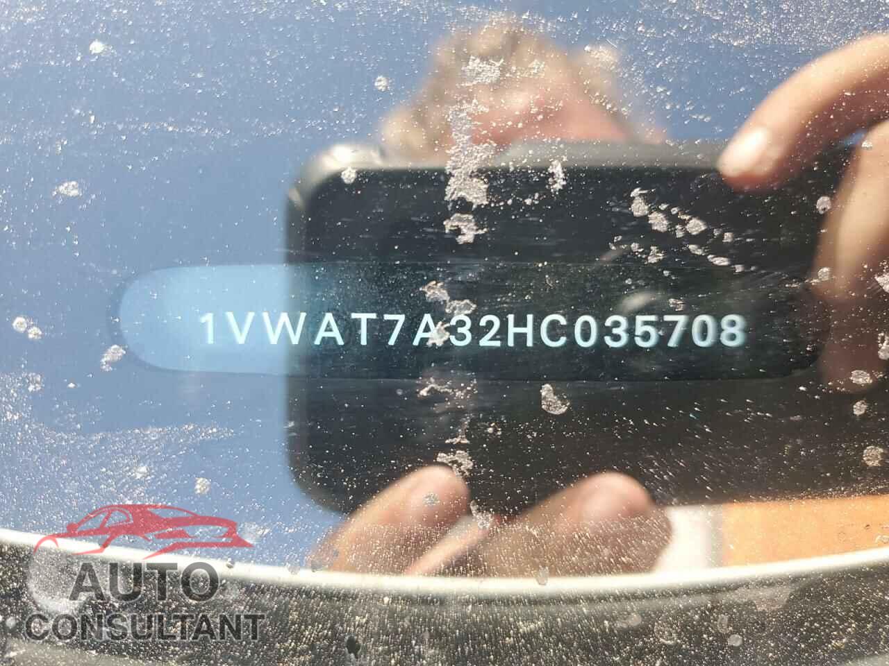 VOLKSWAGEN PASSAT 2017 - 1VWAT7A32HC035708
