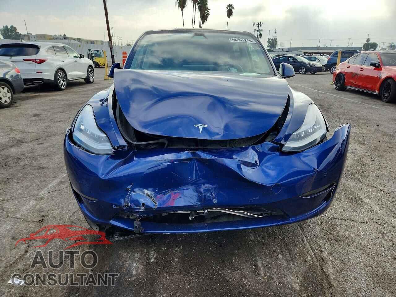 TESLA MODEL Y 2021 - 5YJYGDEE4MF153630