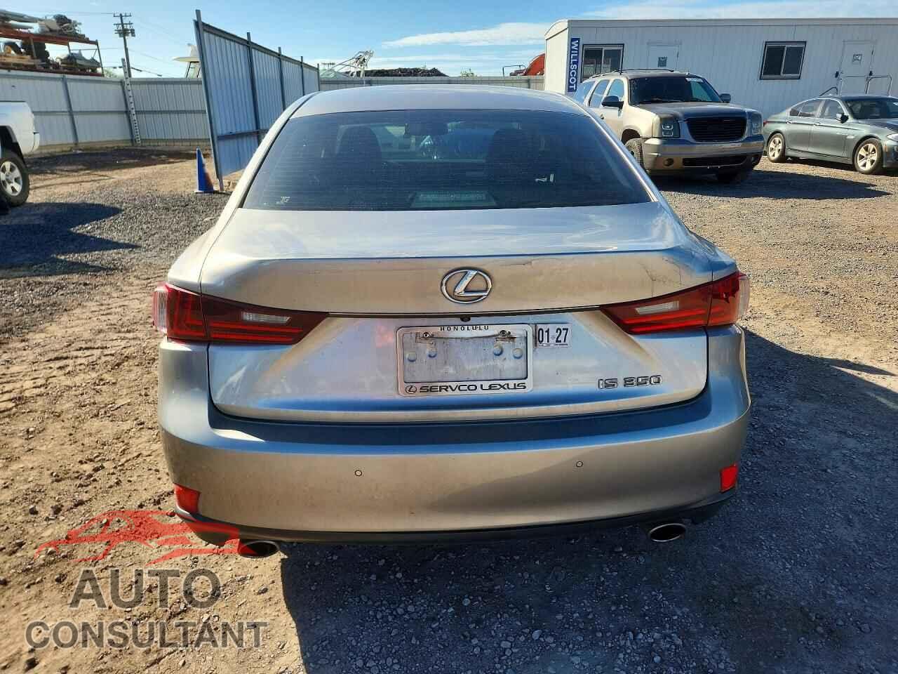 LEXUS IS 2015 - JTHBE1D23F5022290