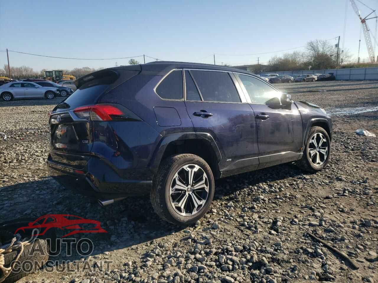TOYOTA RAV4 2021 - JTMFB3FV6MD073767
