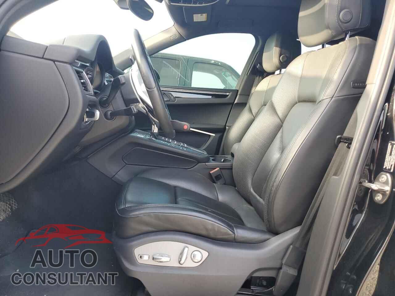 PORSCHE MACAN 2015 - WP1AB2A5XFLB60414