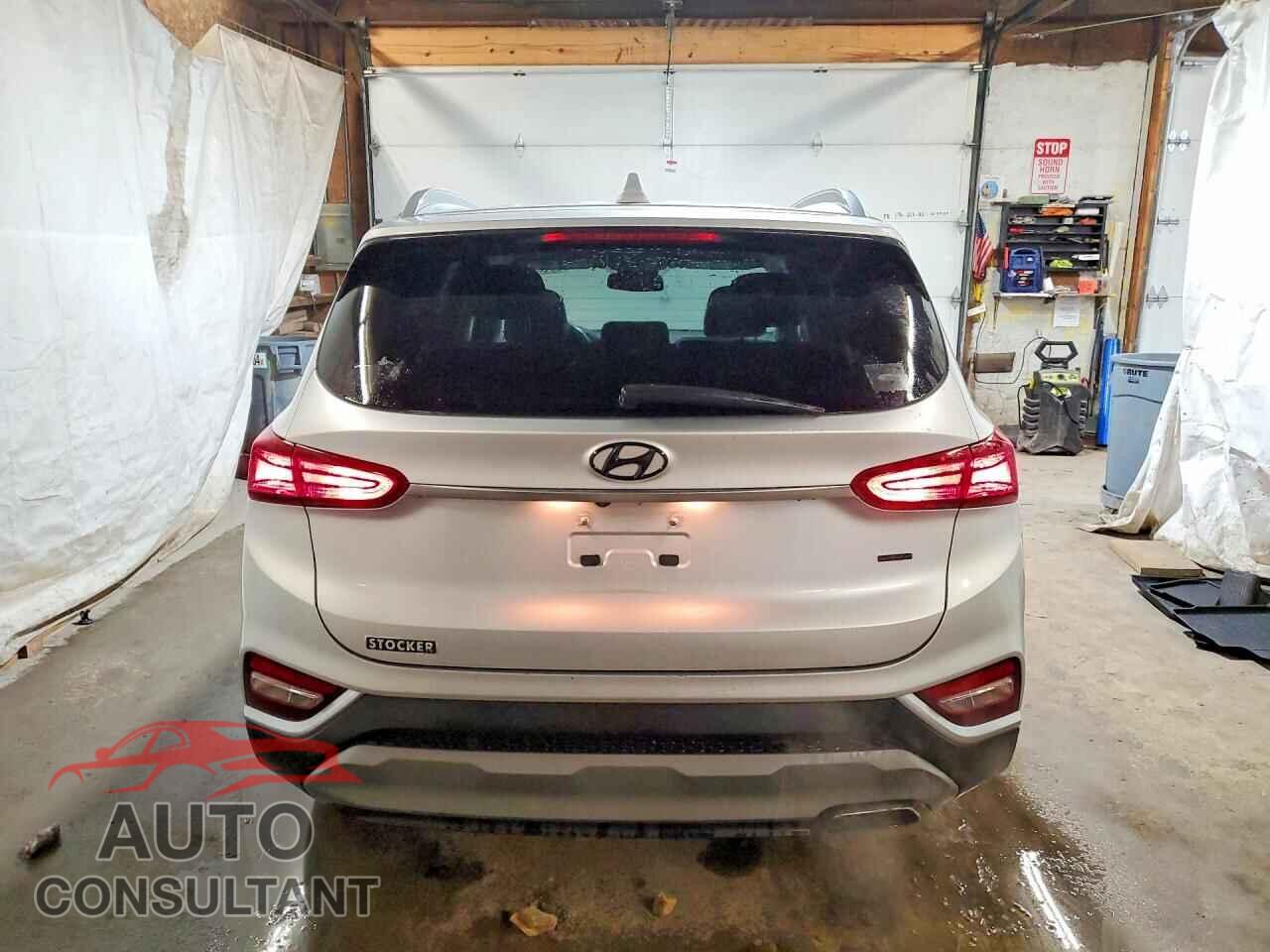 HYUNDAI SANTA FE 2019 - 5NMS3CAD0KH008105