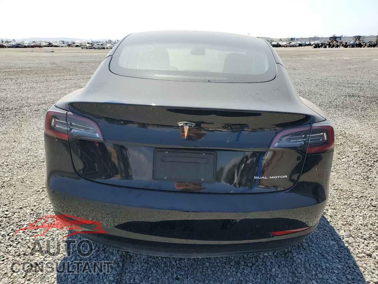 TESLA MODEL 3 2021 - 5YJ3E1EB0MF069227