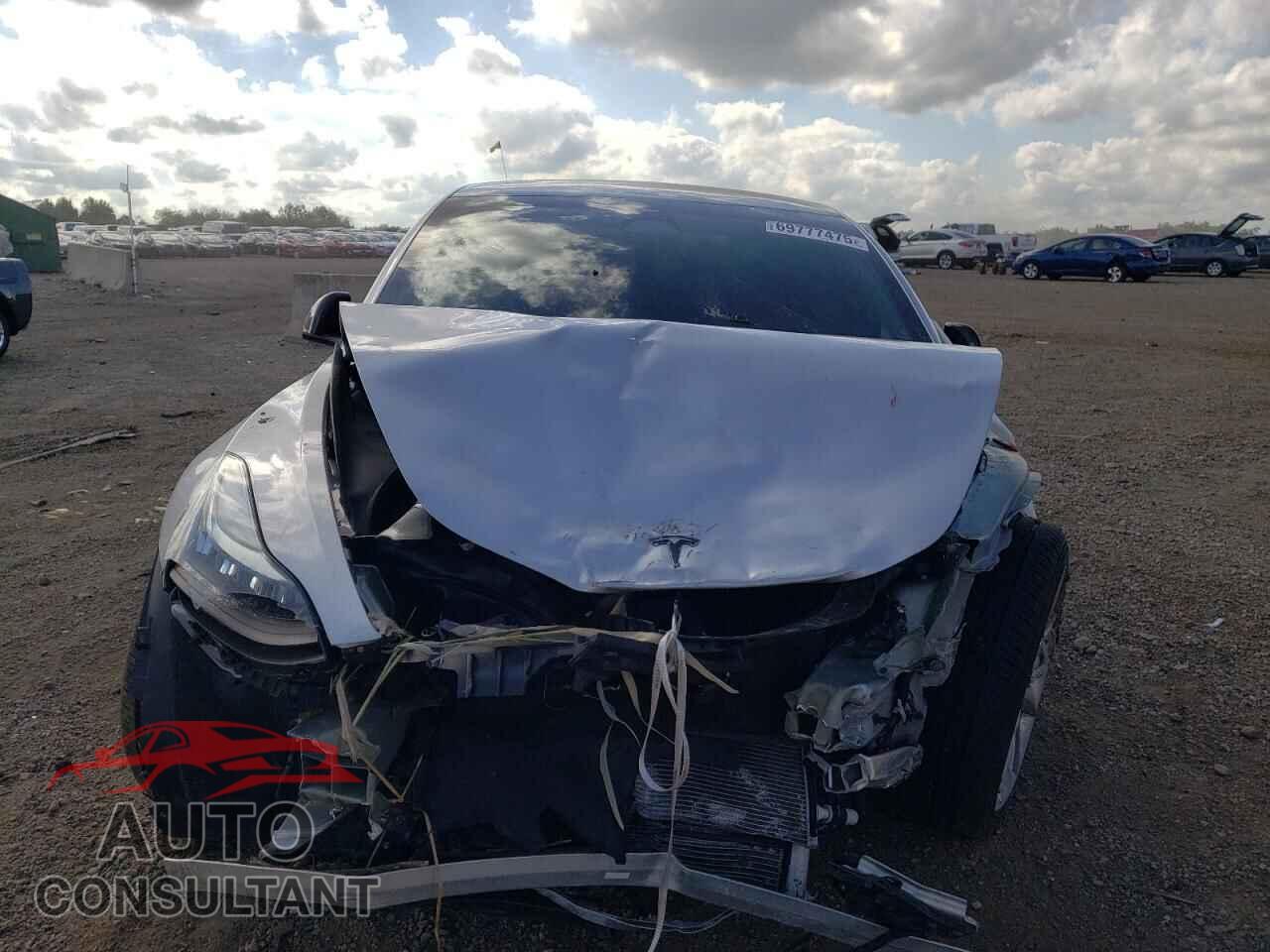 TESLA MODEL 3 2018 - 5YJ3E1EA8JF041341