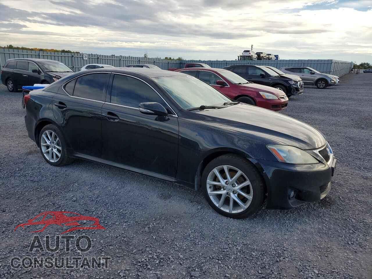 LEXUS IS 2011 - JTHCF5C26B5052128