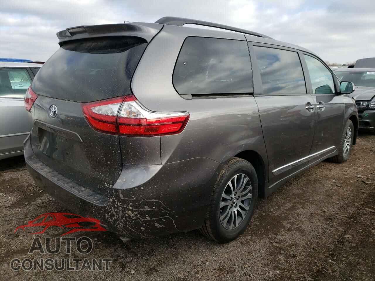 TOYOTA SIENNA 2018 - 5TDYZ3DC5JS963473