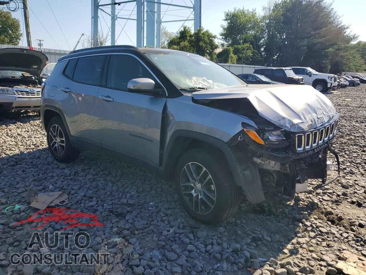 JEEP COMPASS 2018 - 3C4NJDBB1JT200902