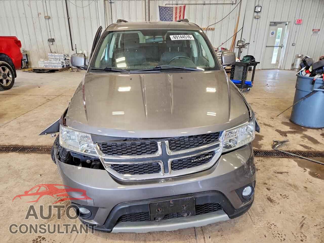 DODGE JOURNEY 2012 - 3C4PDCBG1CT204568