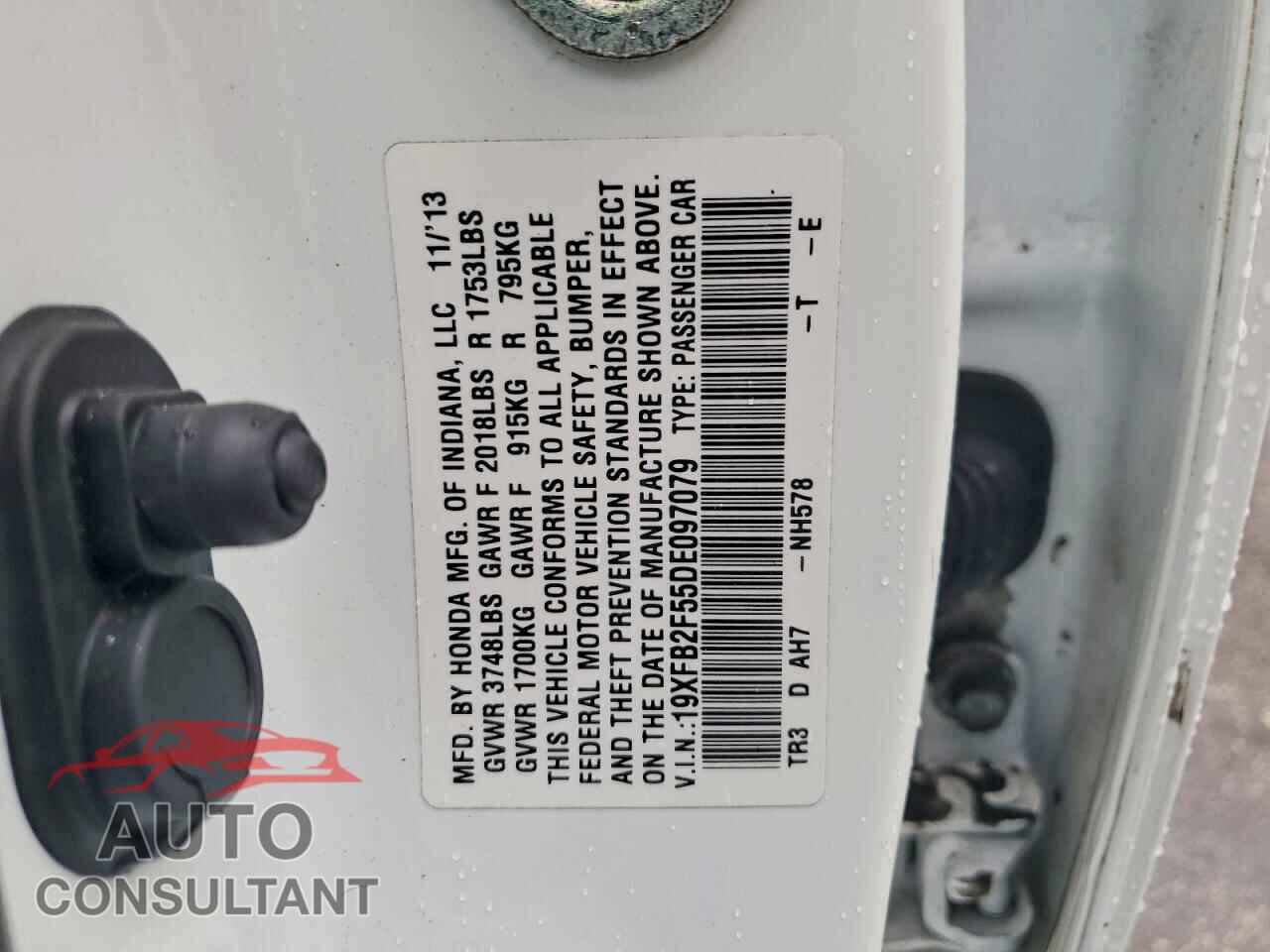 HONDA CIVIC 2013 - 19XFB2F55DE097079