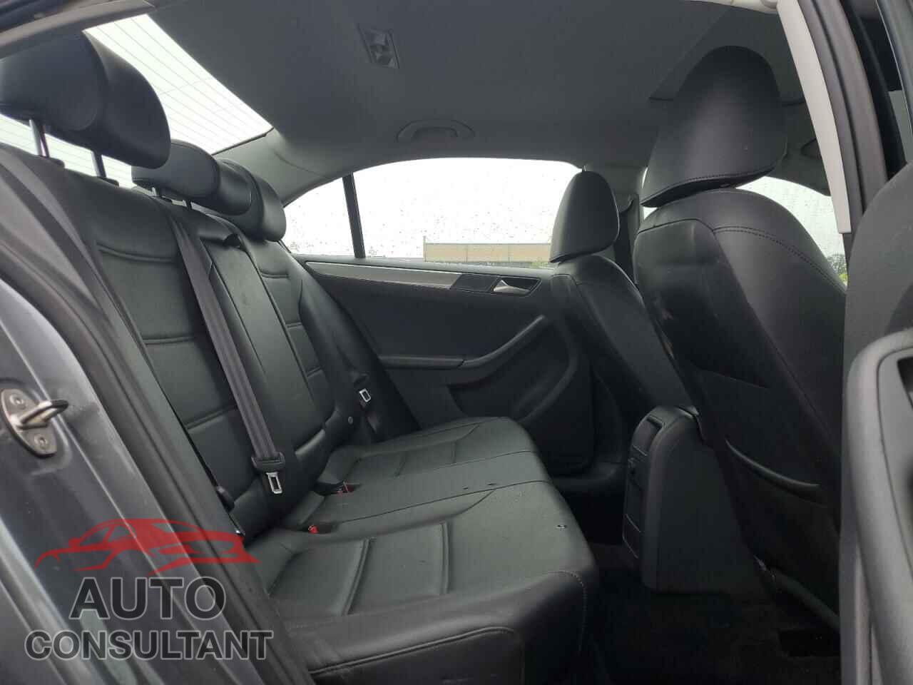 VOLKSWAGEN JETTA 2017 - 3VWDB7AJ2HM343247