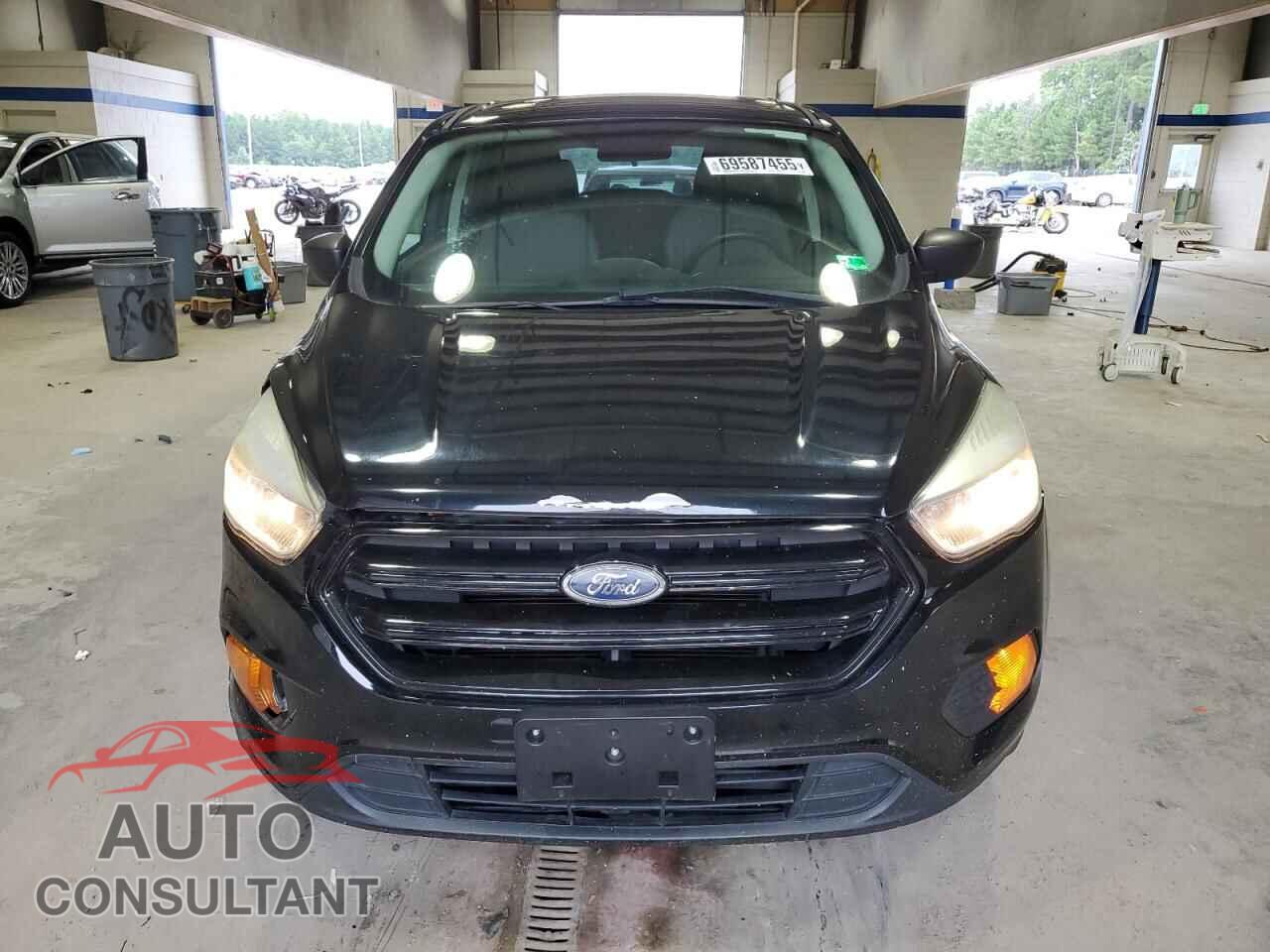 FORD ESCAPE 2017 - 1FMCU0F72HUB26818