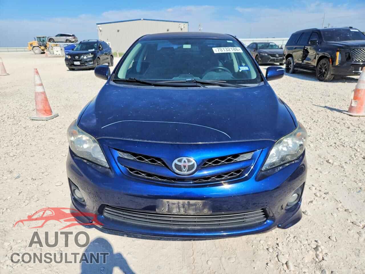 TOYOTA COROLLA 2013 - 5YFBU4EE7DP176404