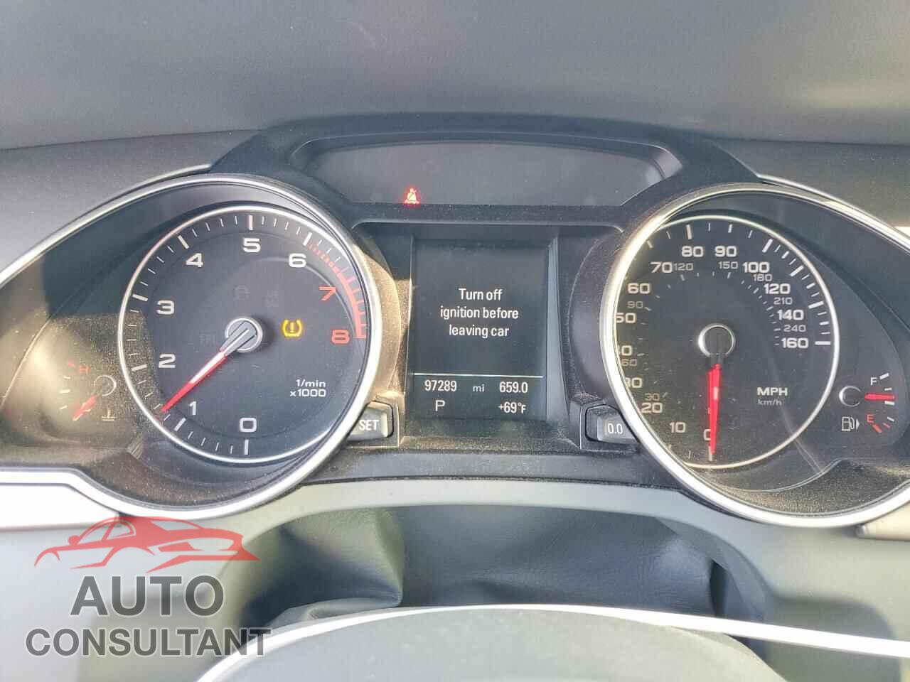 AUDI A5 2013 - WAULFAFR0DA035691