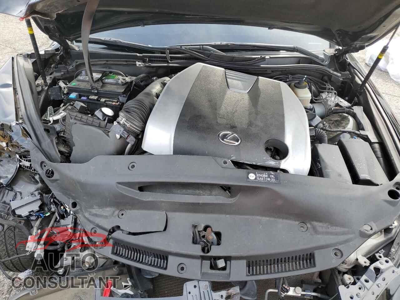 LEXUS IS 2014 - JTHCE1D26E5004143