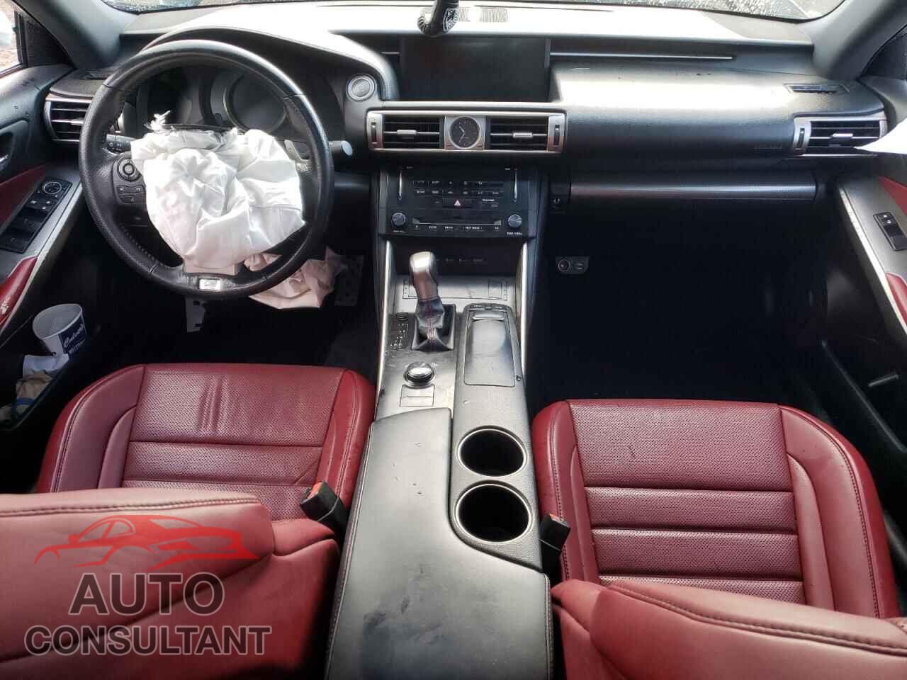 LEXUS IS 2014 - JTHCE1D22E5003281