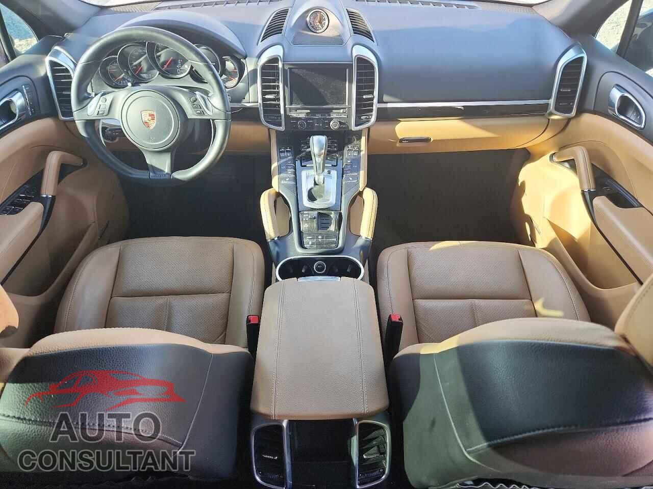 PORSCHE CAYENNE 2014 - WP1AA2A25ELA09567