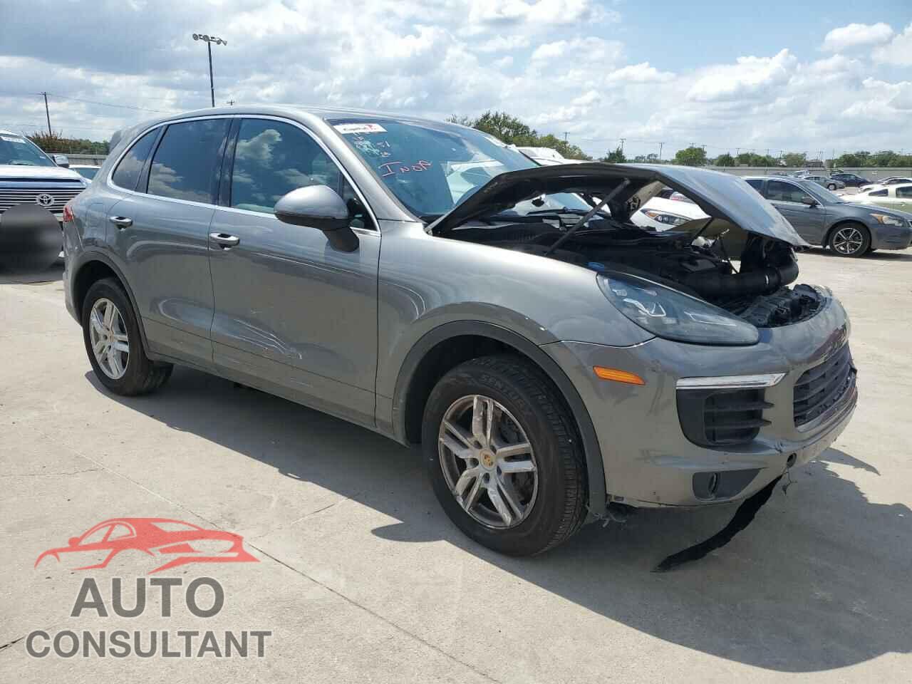 PORSCHE CAYENNE 2017 - WP1AA2A27HKA91912
