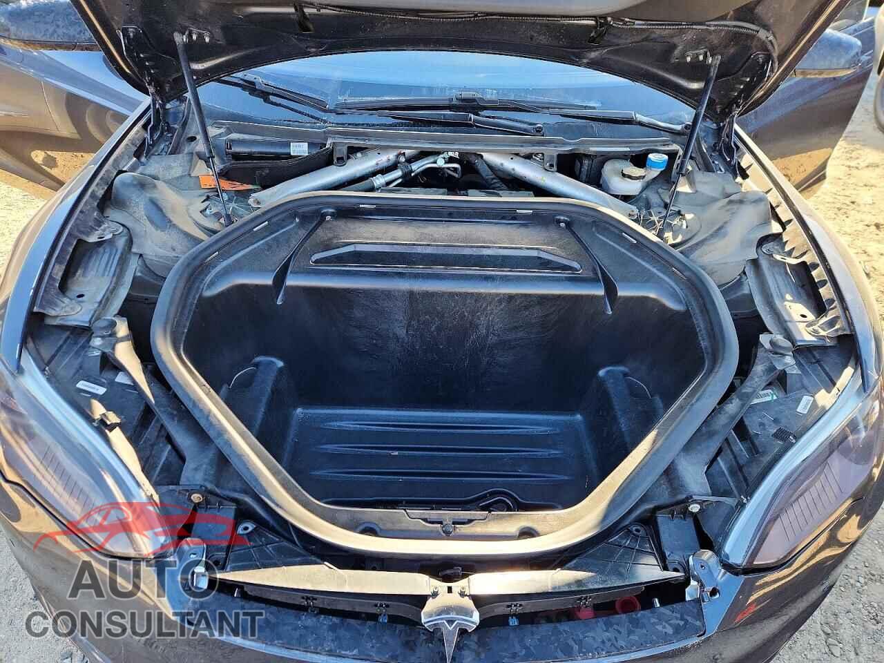 TESLA MODEL S 2015 - 5YJSA1H29FF100934