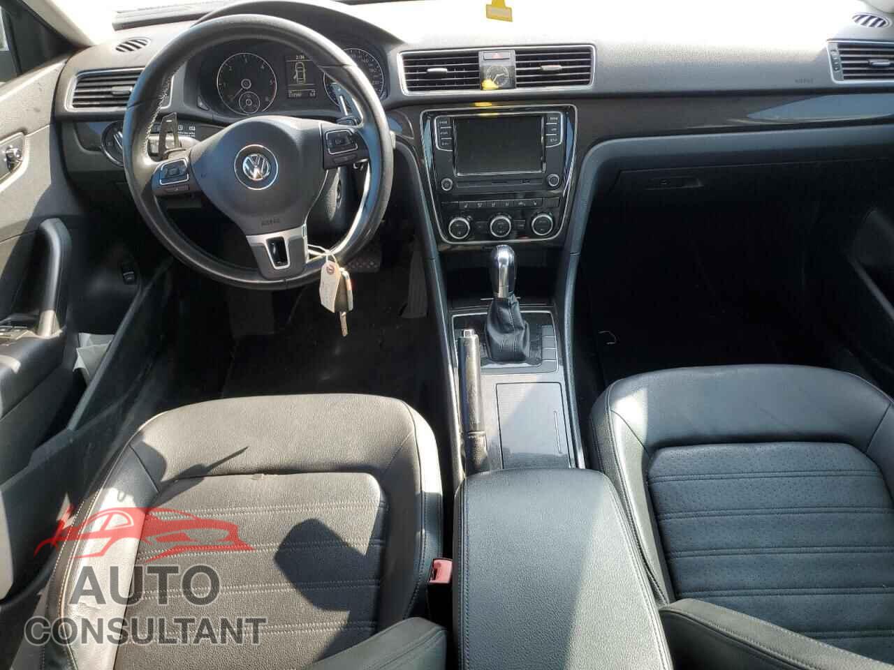 VOLKSWAGEN PASSAT 2012 - 1VWBN7A3XCC053476