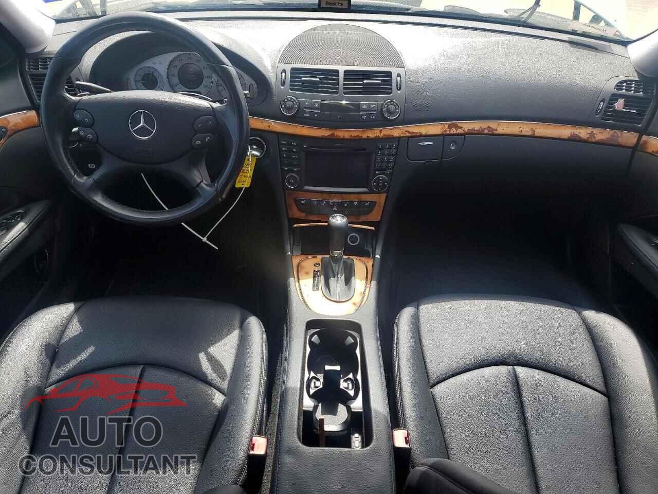 MERCEDES-BENZ E-CLASS 2009 - WDBUF56X89B385406