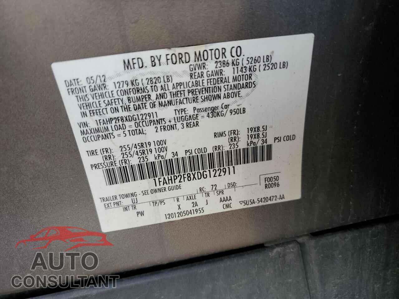 FORD TAURUS 2013 - 1FAHP2F8XDG122911