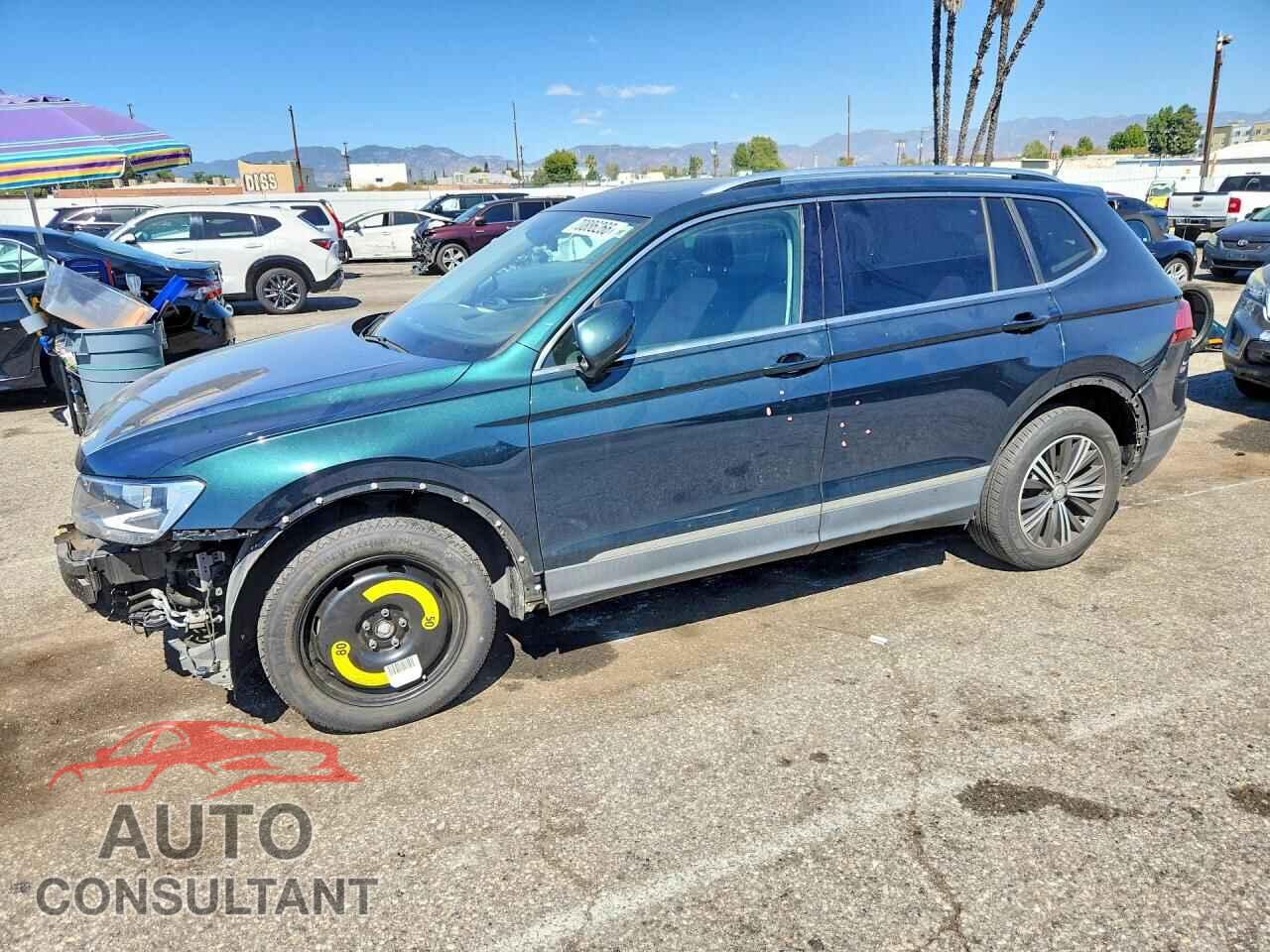 VOLKSWAGEN TIGUAN 2018 - 3VV2B7AX7JM162943