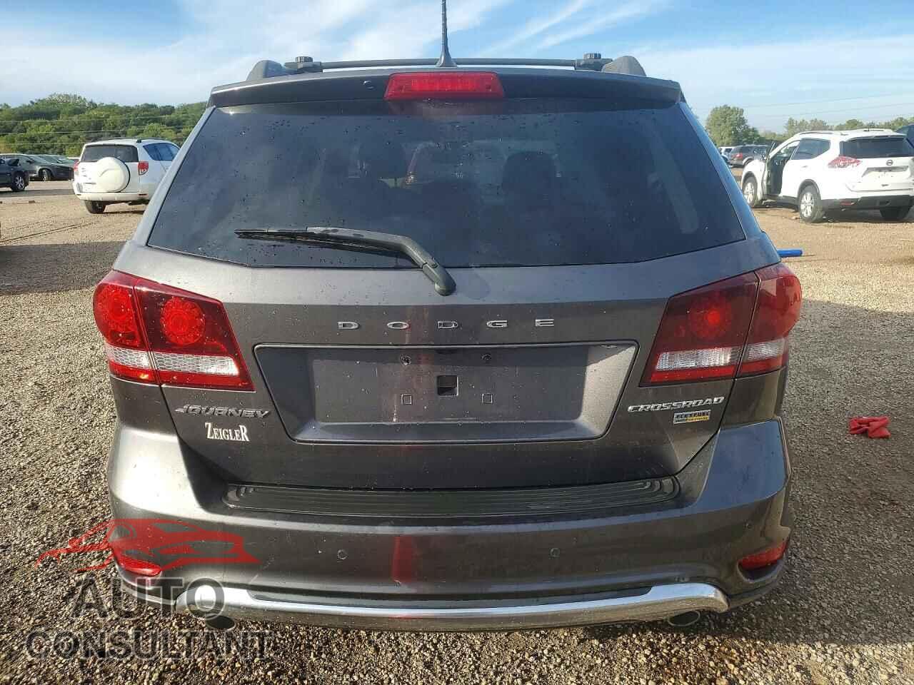DODGE JOURNEY 2017 - 3C4PDCGG5HT613365