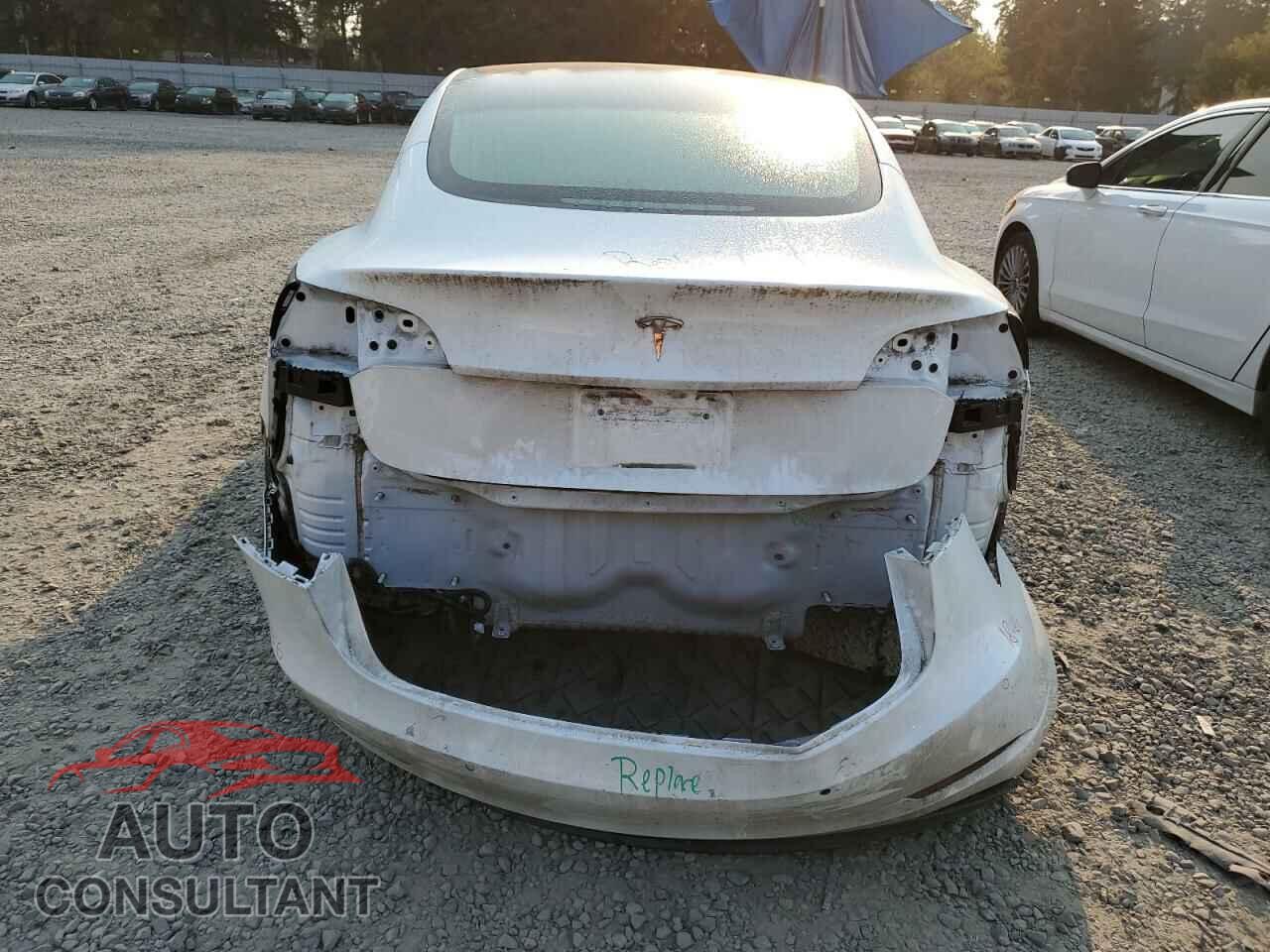 TESLA MODEL 3 2019 - 5YJ3E1EA2KF446497