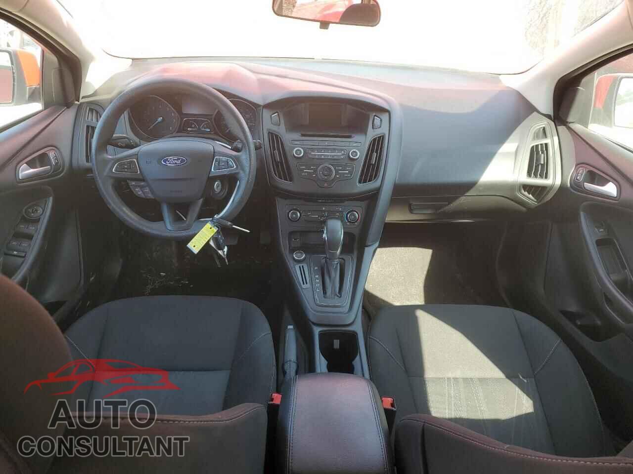 FORD FOCUS 2017 - 1FADP3K24HL248202