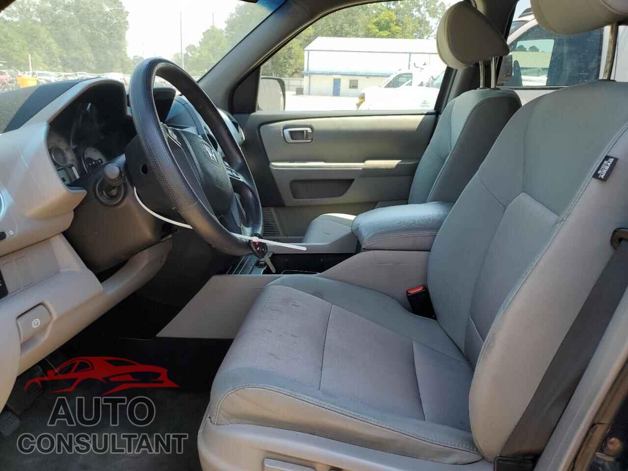 HONDA PILOT 2011 - 5FNYF3H49BB054055