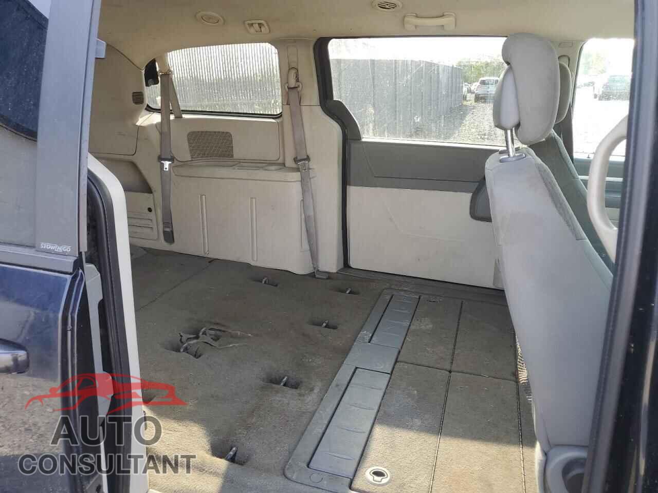 DODGE CARAVAN 2010 - 2D4RN4DE2AR349306