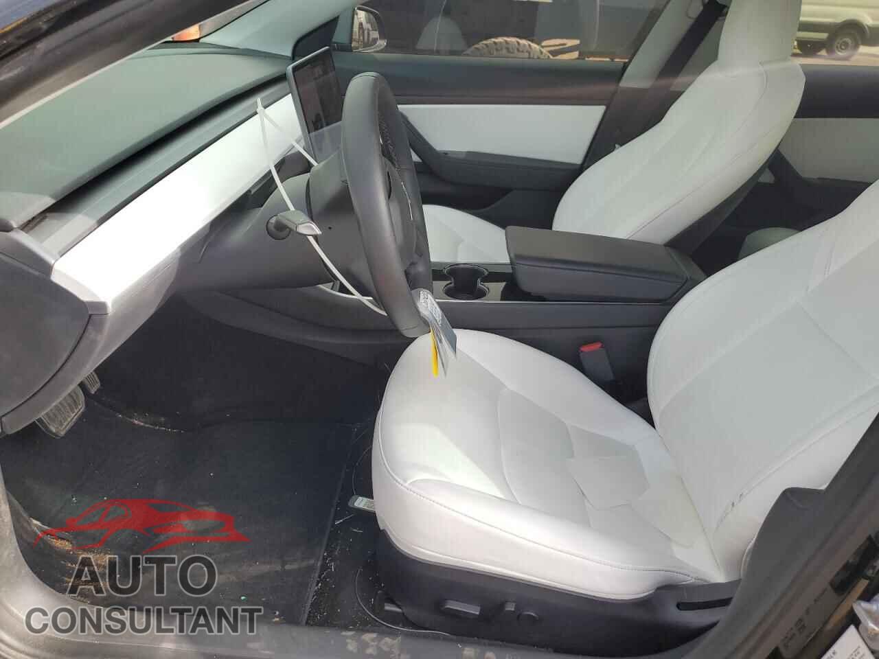 TESLA MODEL 3 2020 - 5YJ3E1EB9LF601010