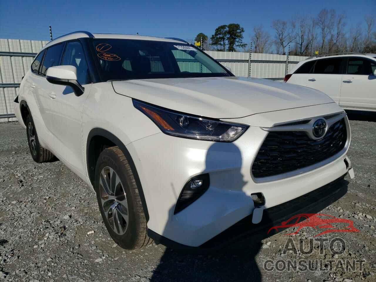 TOYOTA HIGHLANDER 2021 - 5TDGZRAH3MS057261