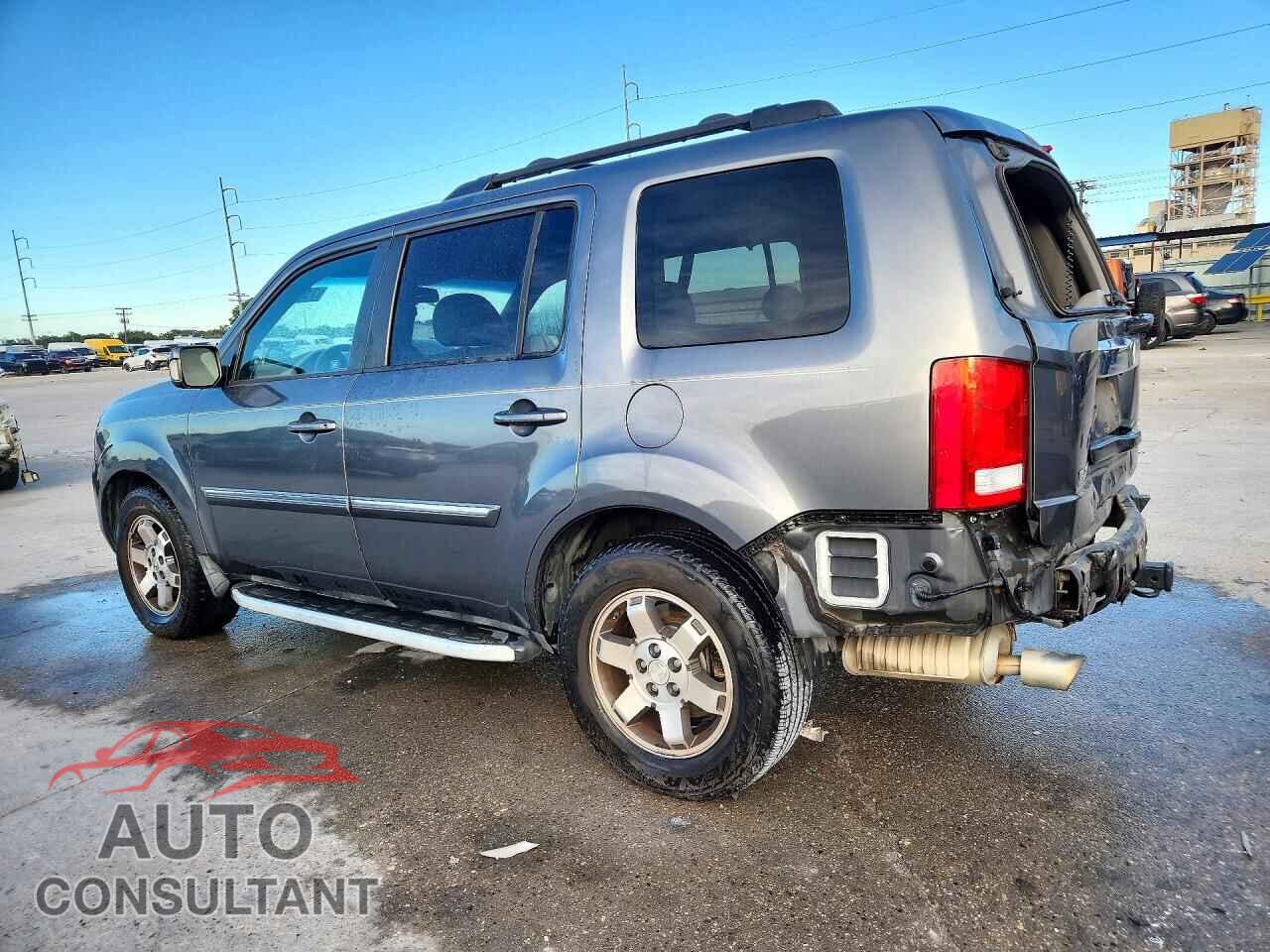 HONDA PILOT 2011 - 5FNYF3H96BB005889