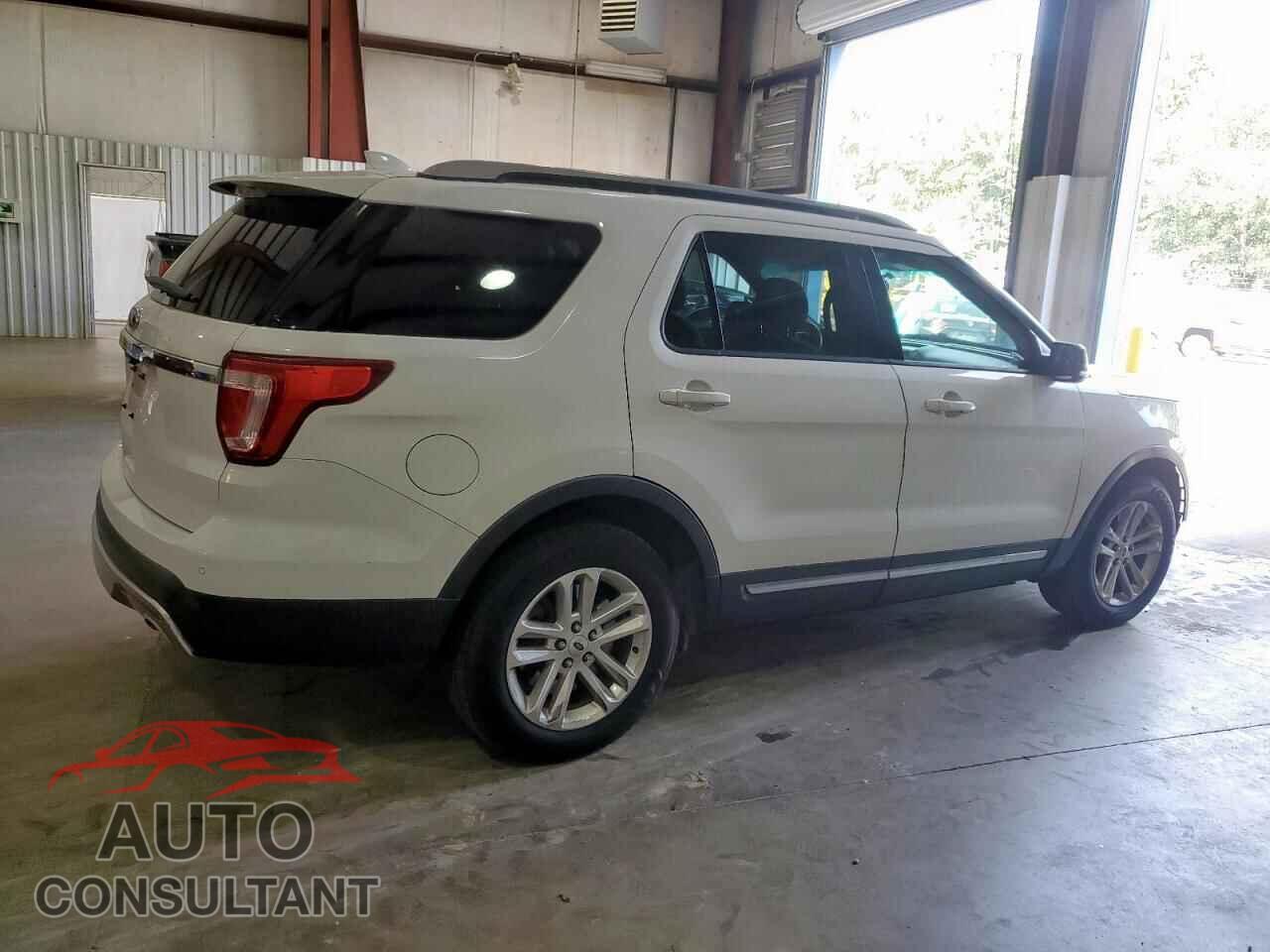 FORD EXPLORER 2017 - 1FM5K7D88HGA07737