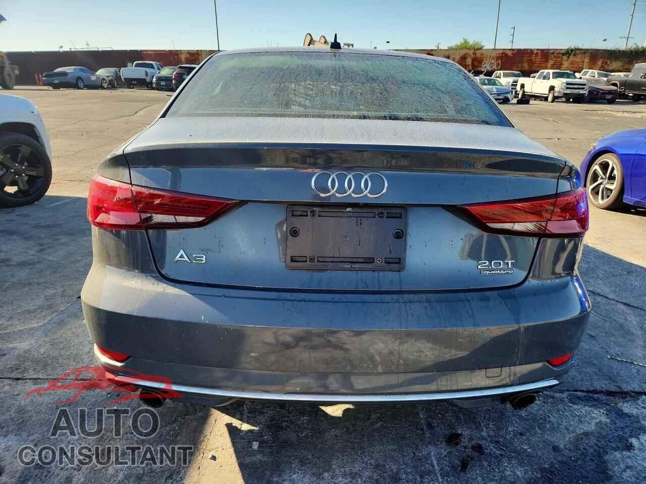 AUDI A3 2017 - WAUB8GFF0H1057596