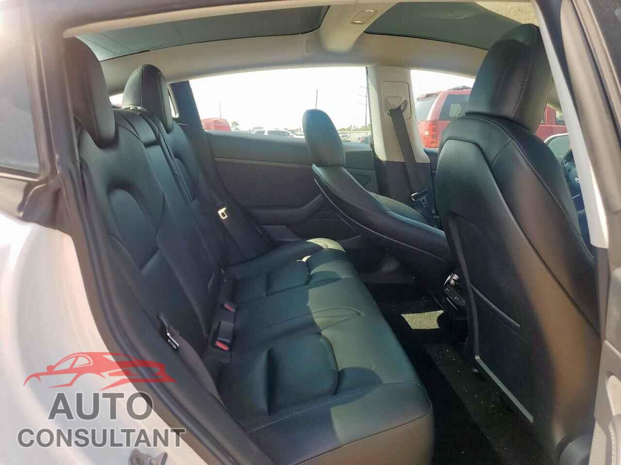 TESLA MODEL 3 2020 - 5YJ3E1EA2LF799629