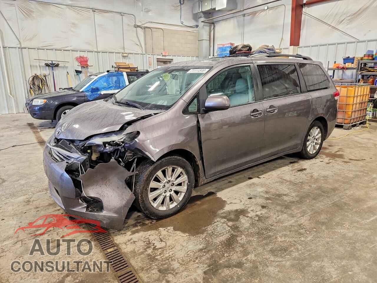 TOYOTA SIENNA 2011 - 5TDDK3DC6BS022957