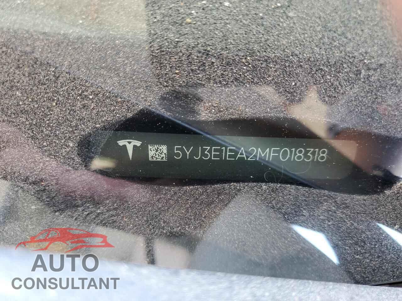 TESLA MODEL 3 2021 - 5YJ3E1EA2MF018318