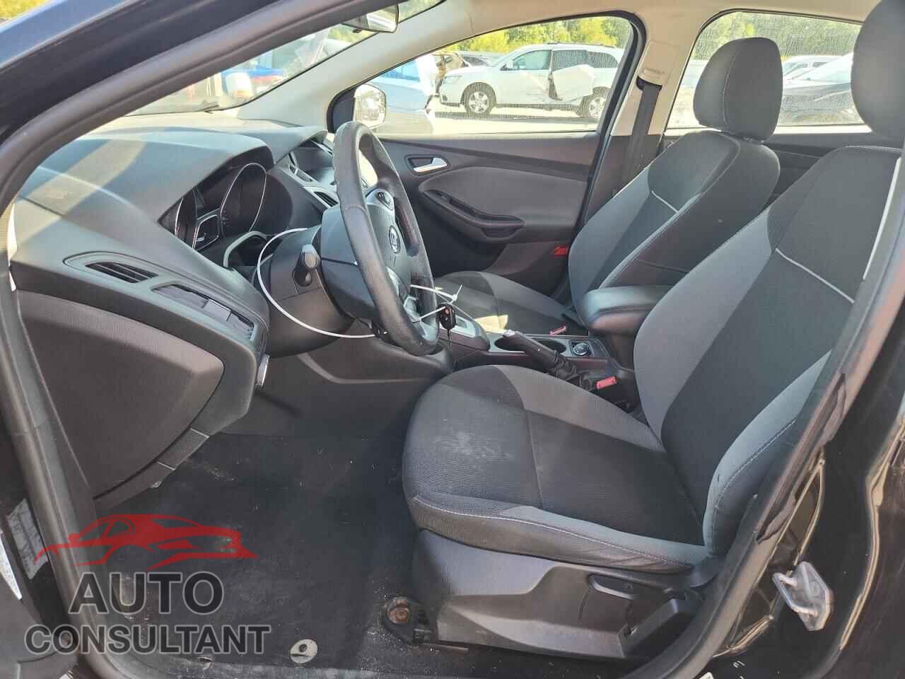 FORD FOCUS 2014 - 1FADP3F21EL455460
