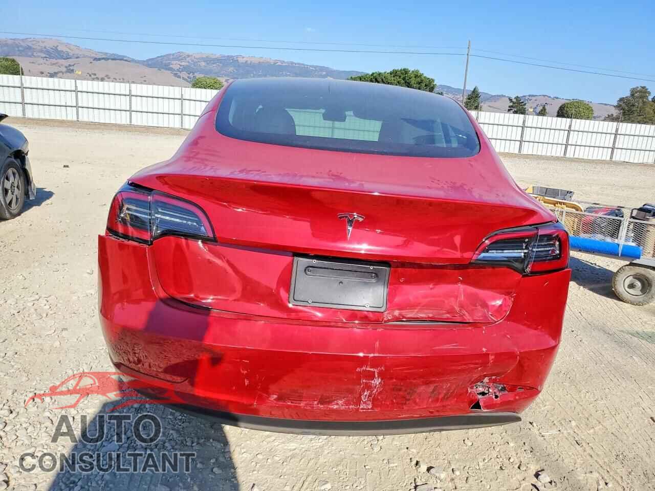 TESLA MODEL 3 2023 - 5YJ3E1EA5PF552501