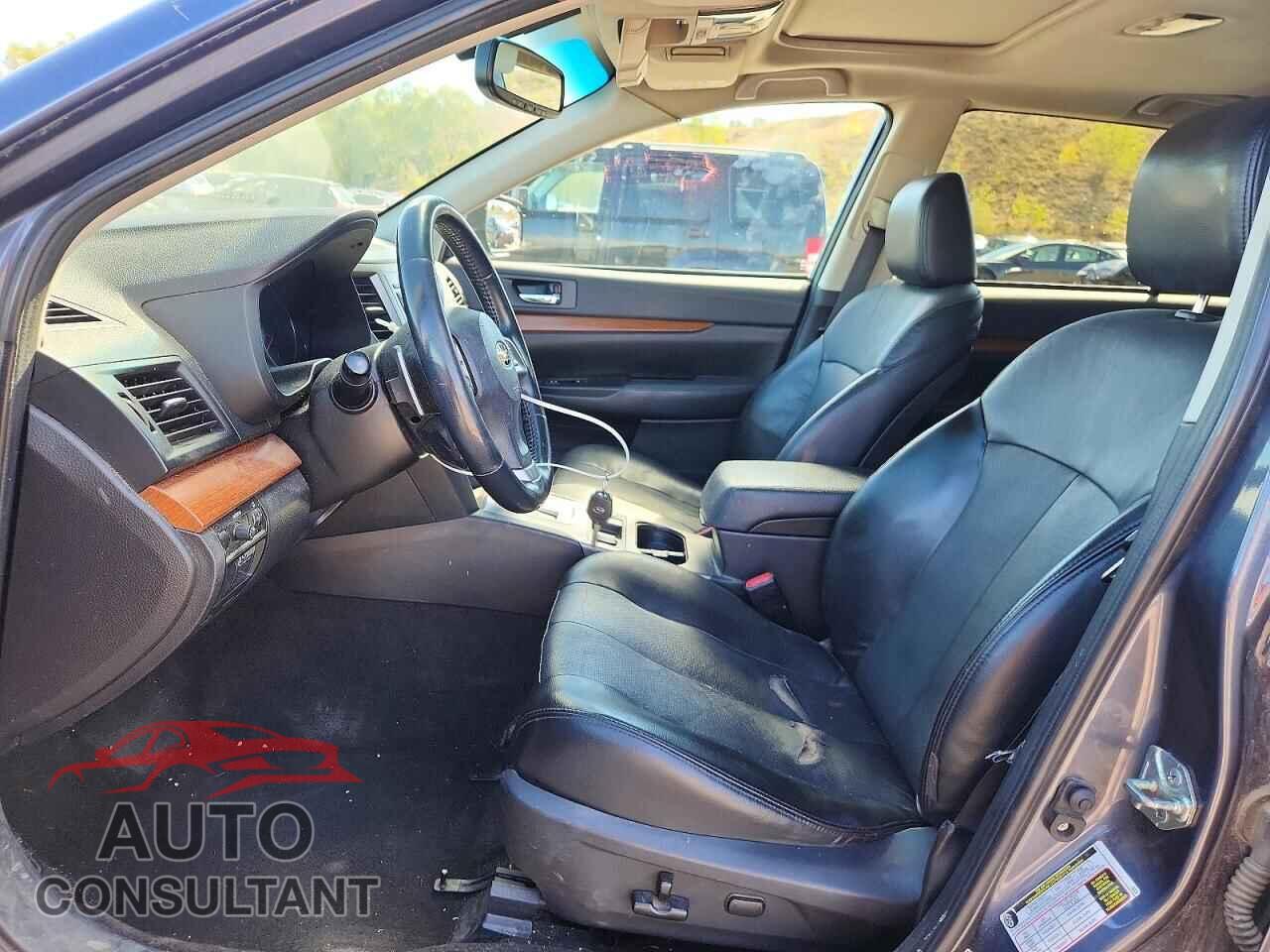SUBARU OUTBACK 2014 - 4S4BRBLC9E3247597