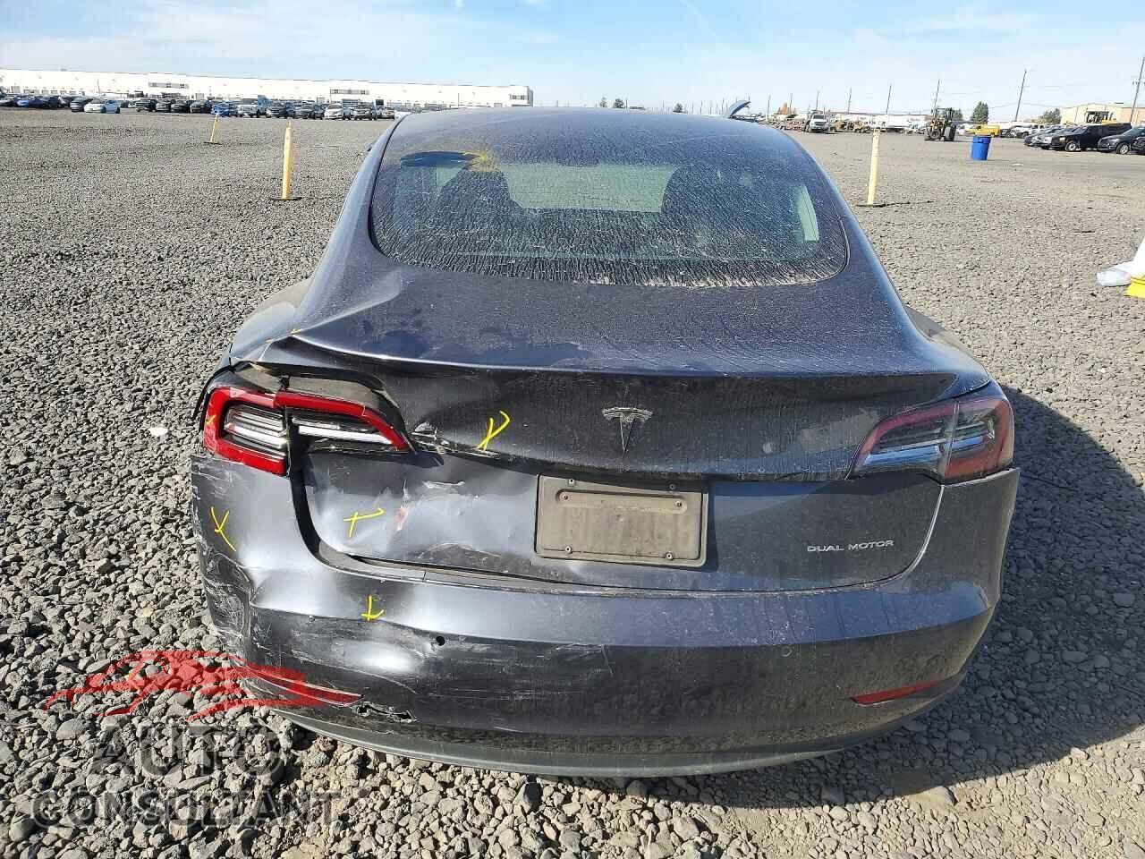 TESLA MODEL 3 2019 - 5YJ3E1EB8KF418549